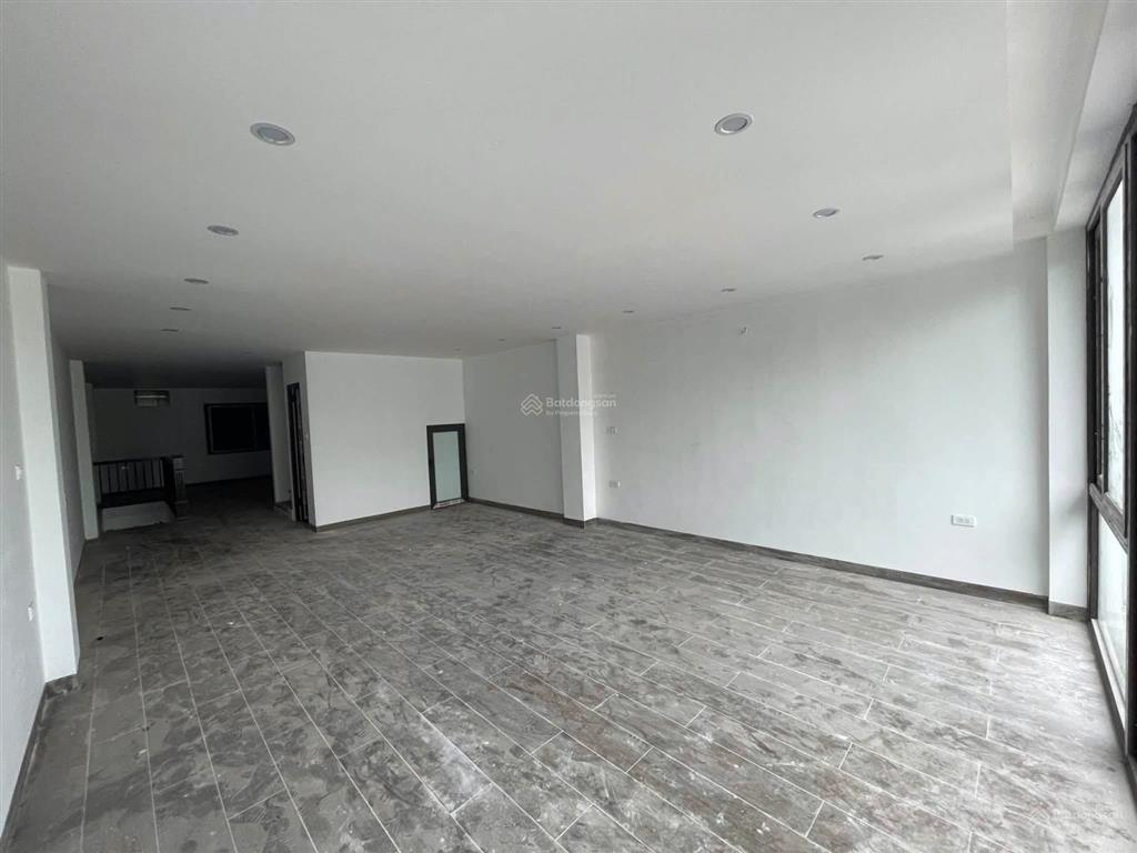 Thuê trọn lk foresa xuân phương. văn phòng  kinh doanh đều ổn. diện tích 85m2