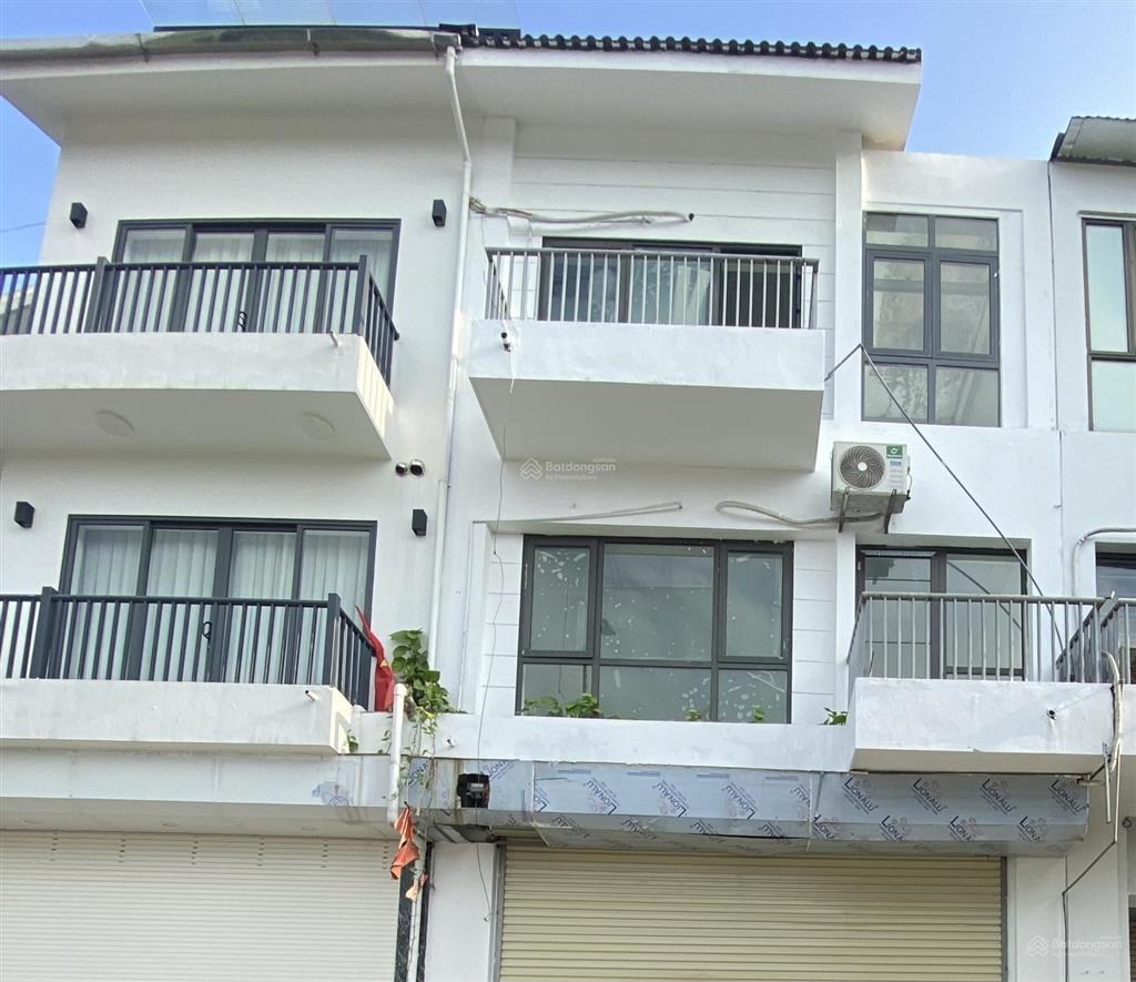 Thuê trọn lk foresa xuân phương. văn phòng  kinh doanh đều ổn. diện tích 85m2