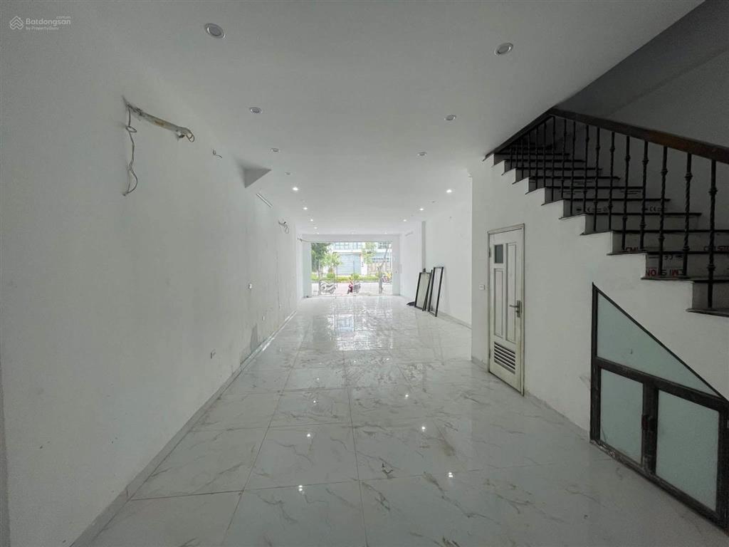 Thuê trọn lk foresa xuân phương. văn phòng  kinh doanh đều ổn. diện tích 85m2