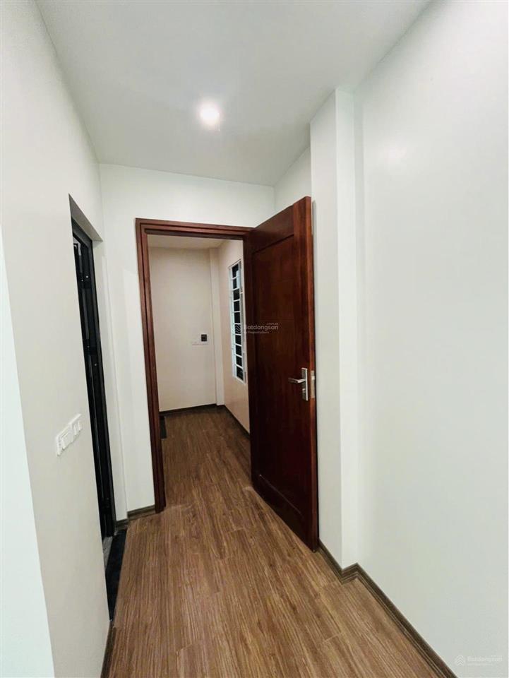 Nhà mới đẹp, khách sẵn xách vali về ở, lô góc, bagac chạy tung tăng. 32m2 giá 6,2 tỷ