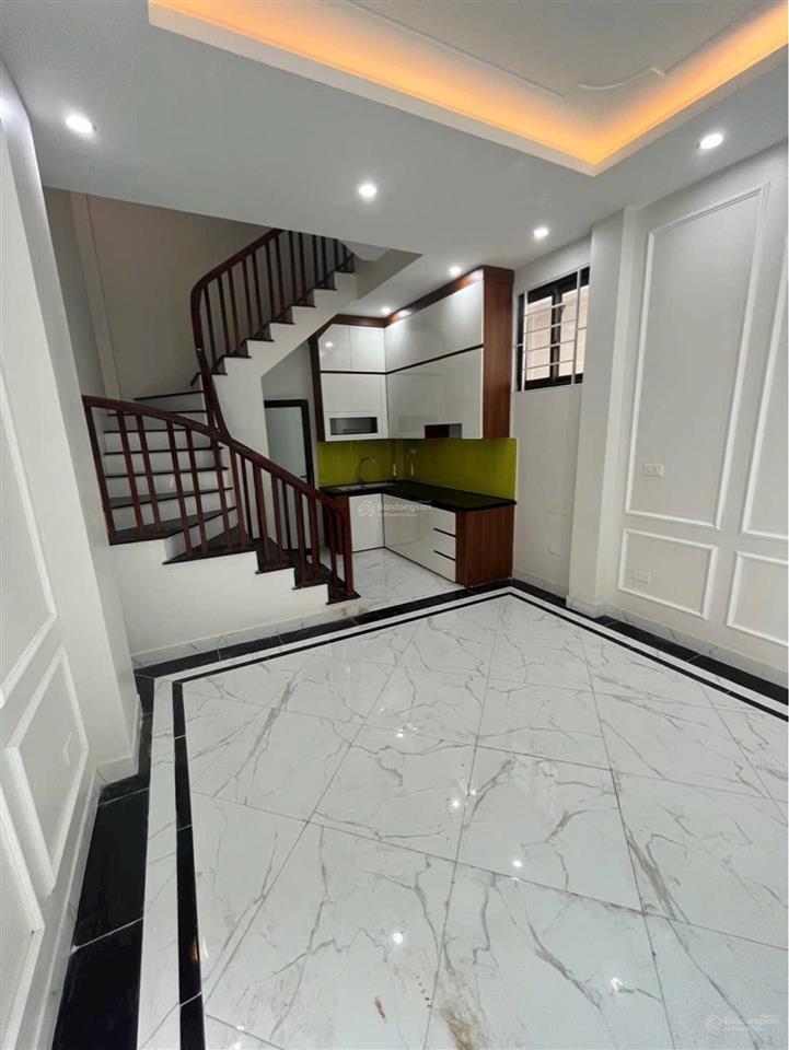 Nhà mới đẹp, khách sẵn xách vali về ở, lô góc, bagac chạy tung tăng. 32m2 giá 6,2 tỷ