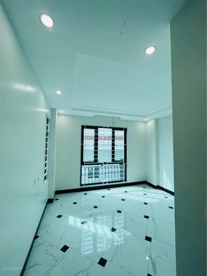 Nhà mới đẹp, khách sẵn xách vali về ở, lô góc, bagac chạy tung tăng. 32m2 giá 6,2 tỷ