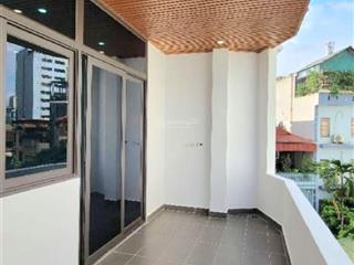 Cầu giấy, nhà 42m2 mới rất gần ô tô. 5 tầng đủ giá chỉ nhỉnh 11 tỷ.