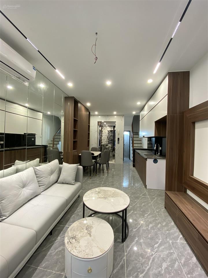 Xuân phương nhà thang máy 6 tầng. ngõ đẹp. ô tô đỗ gần 6tỷ75