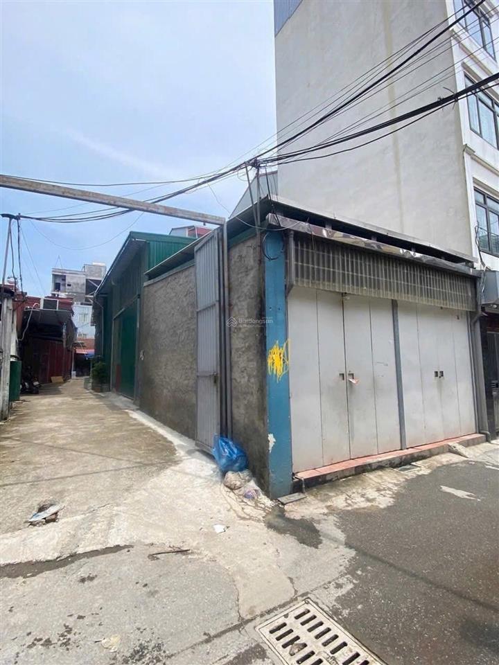 Nhà c4 xuân phương  kinh doanh  ô tô. 37m2, mặt tiền đẹp hơn 5m tha hồ rộng. 8 tỷ