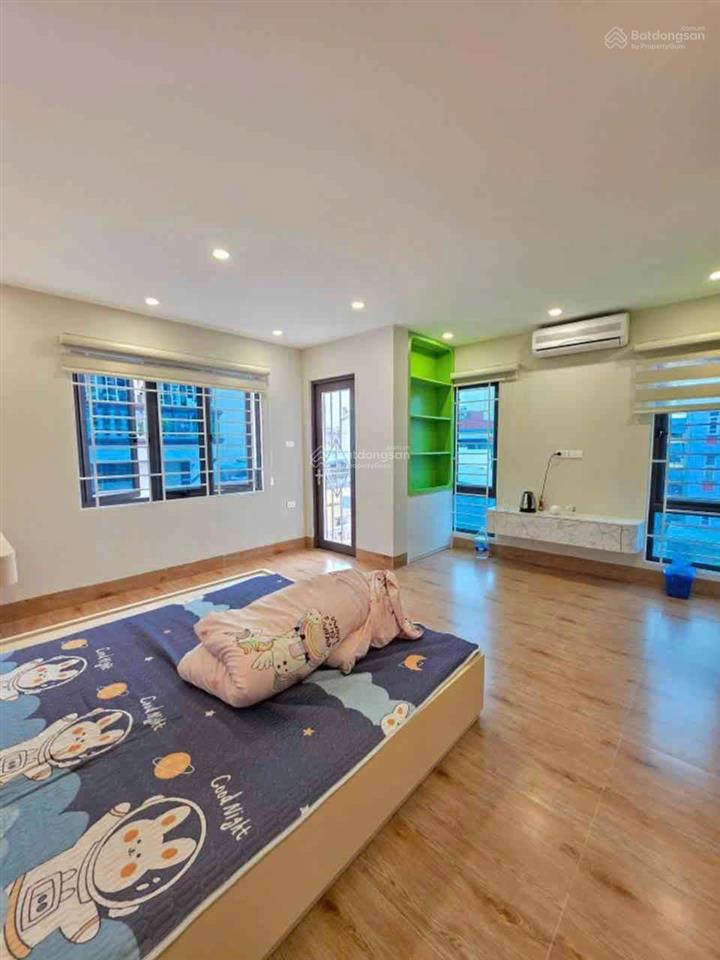 Nhà phương canh lô góc ô tô đỗ cửa, 5 tầng đường bàn cờ 10,9tỷ
