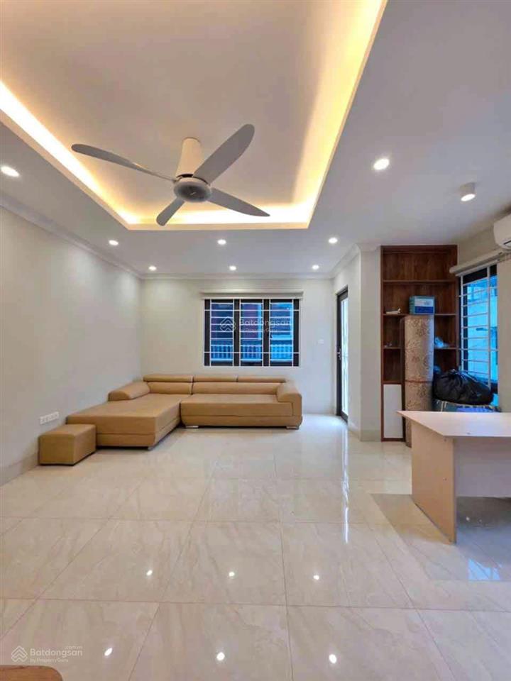 Nhà phương canh lô góc ô tô đỗ cửa, 5 tầng đường bàn cờ 10,9tỷ