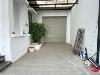 Biệt thự view hồ. phù hợp làm văn phòng, vừa ở. nam từ liêm  xuân phương giá 25tr/tháng
