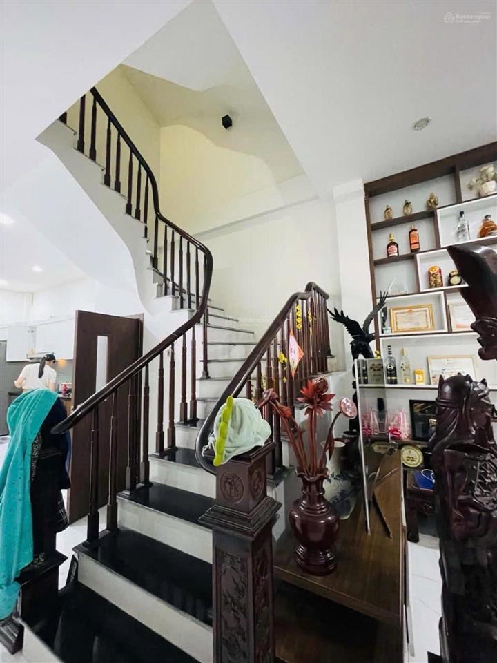Nhà dân xây phương canh, gần fpt. 51m2 xây 5 tầng giá 8,1 tỷ