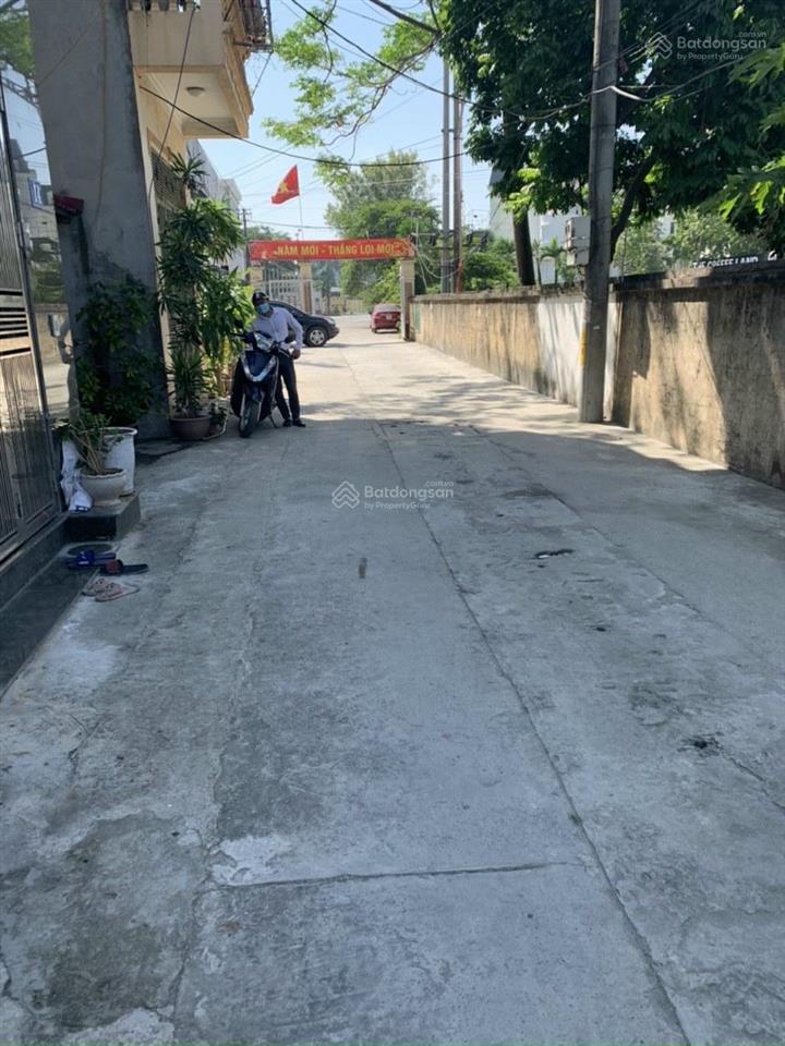 Bán 41m2 đất vị trí trục chính khu tập thể học viện khoa học quân sự, trạm trôi, hoài đức.