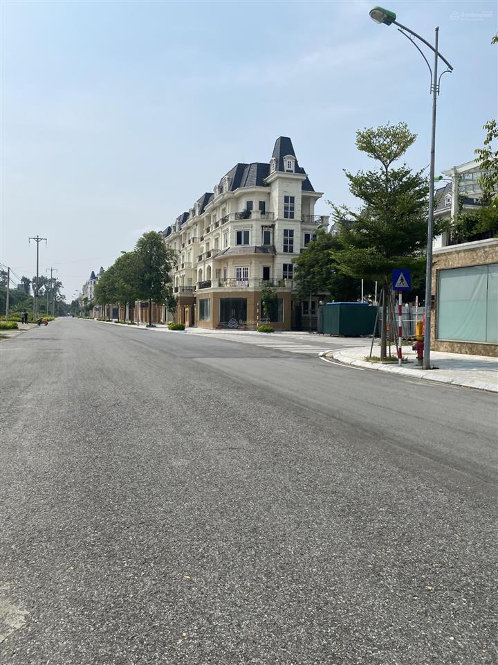 Bán 41m2 đất vị trí trục chính khu tập thể học viện khoa học quân sự, trạm trôi, hoài đức.