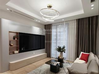 Tôi cần bán căn góc 3 phòng ngủ đông nam, giá 12.6 tỷ tại vinhomes times city
