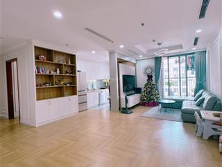 Gia đình cần bán căn 3 phòng ngủ góc 128m² giá 15.5 tỷ tại tòa park 2 vinhomes times city