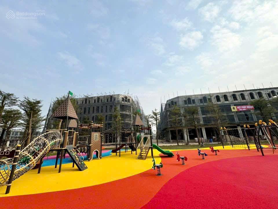 Bán liền kề 62.5m2 xây 4 tầng, mặt tiền 5m, giá thanh toán sớm chỉ 12.5 tỷ cạnh vành đai 3.5