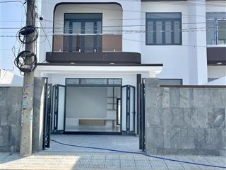Biệt thự mini ngang 7m6 mặt tiền đường nhựa cách chợ 2phút đi xe