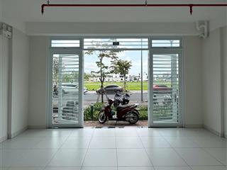 Cho thuê căn hộ thương mại tầng trệt chung cư nam long 2 central lake 64m2