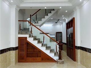 Cho thuê nhà trệt lầu mặt tiền đường tạ thị phi 2pn