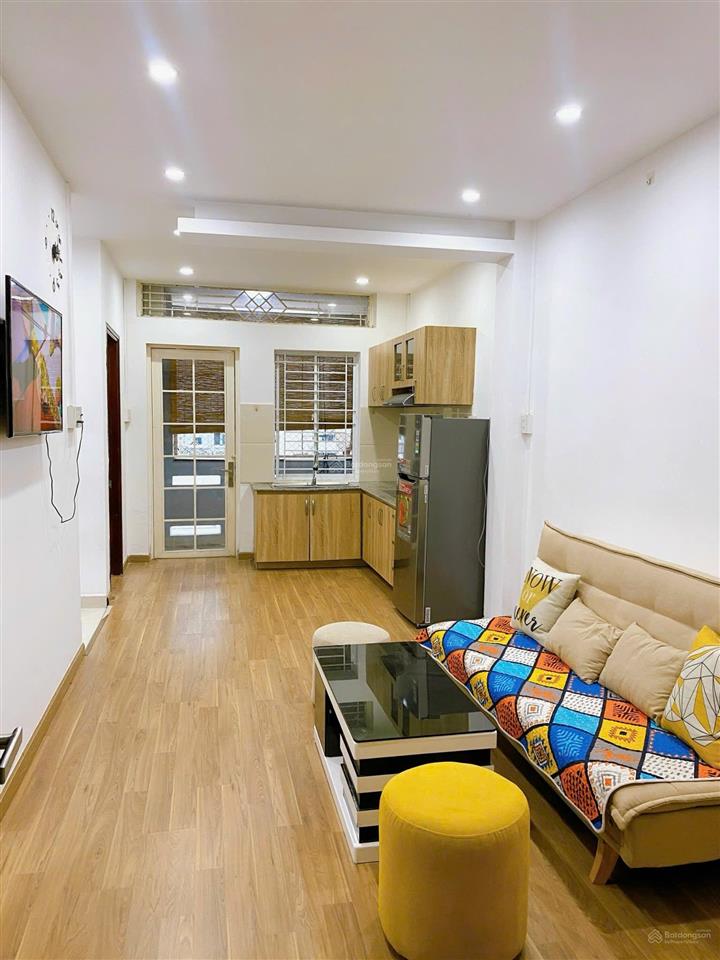 Cho thuê căn hộ chung cư hưng phú lô a 2pn full nội thất 50m²