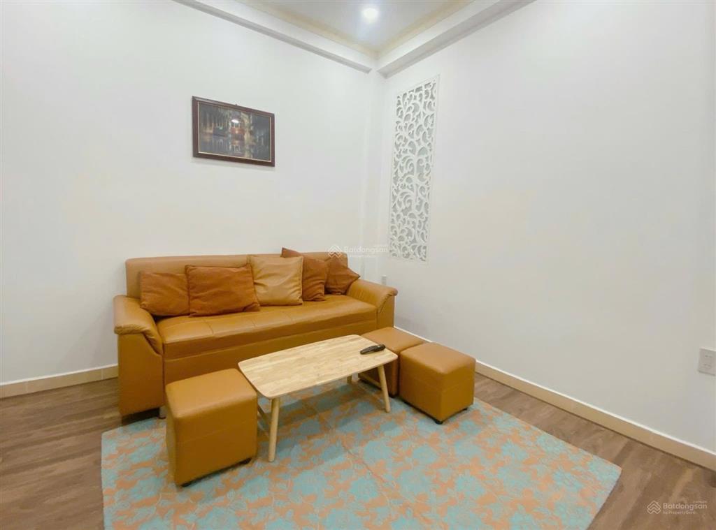 Bán căn hộ đầy đủ nội thất cao cấp 2pn chung cư hưng phú lô b