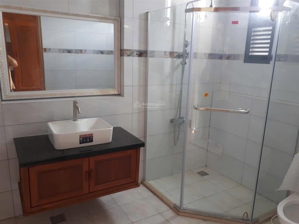 Cho thuê biệt thự 200m2 1 trệt 2 lầu kdc nam long hồng phát