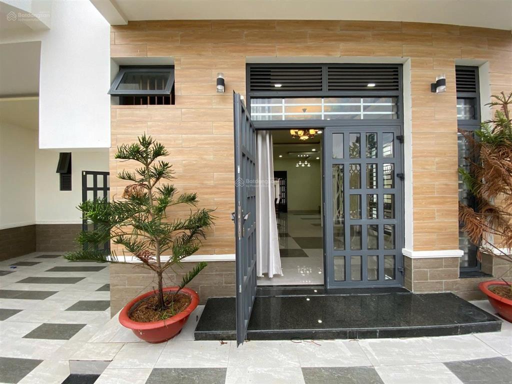 Cho thuê biệt thự 200m2 1 trệt 2 lầu kdc nam long hồng phát