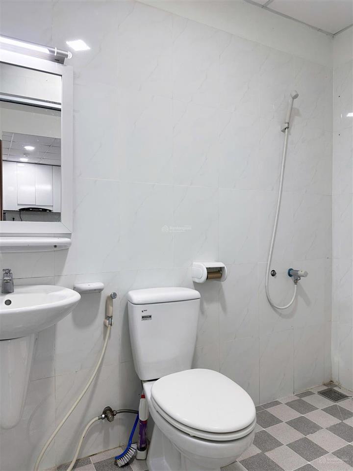 Bán căn hộ chung cư thương mại nam long hồng phát 2pn