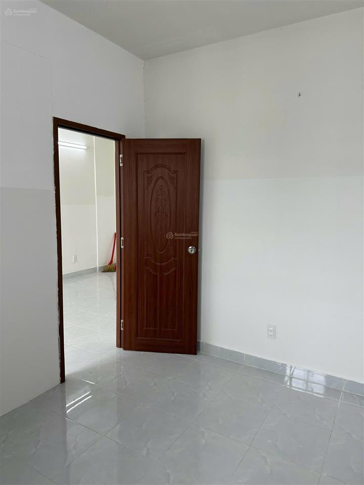 Bán căn hộ chung cư nam long hồng phát 38m2