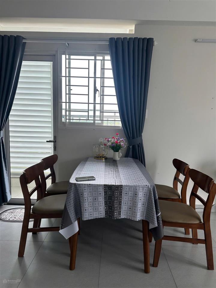 Cho thuê căn hộ dịch vụ nam long 2 central lake 44m2