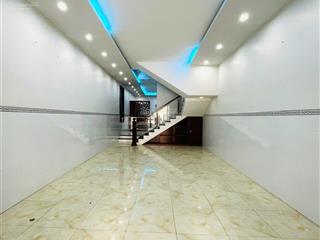 Cho thuê nhà 3 lầu kdc long thịnh có sân đậu ô tô