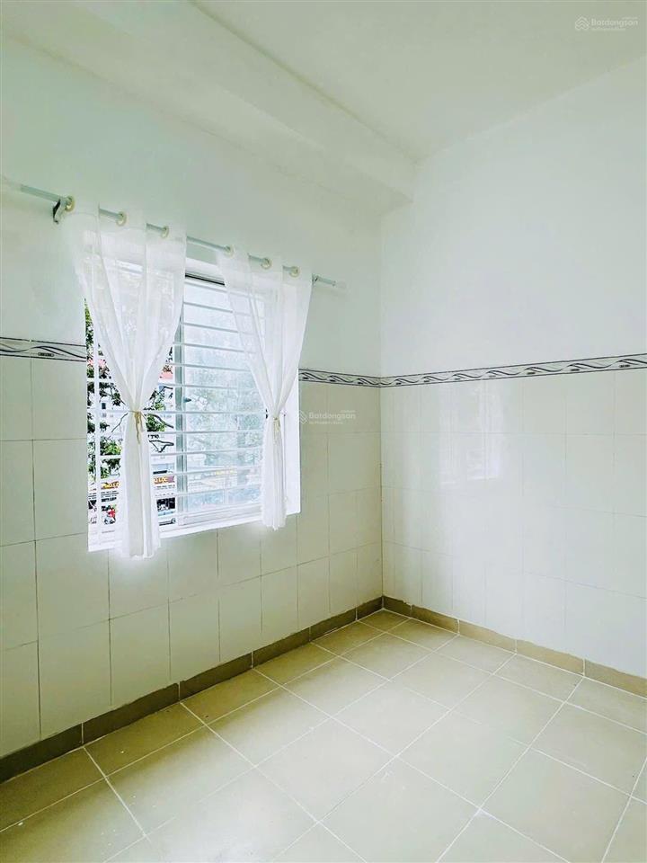 Bán căn chung cư hưng phú lô a, 50m2, 2pn