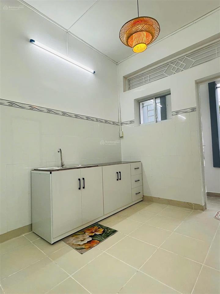 Bán căn chung cư hưng phú lô a, 50m2, 2pn