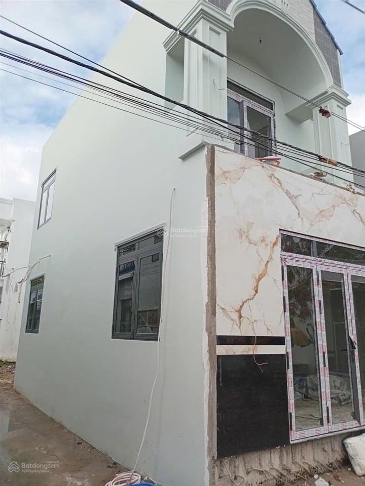 Tưng bừng mua nhà hoàn thiện đón tết ngay sau lưng đại học fpt