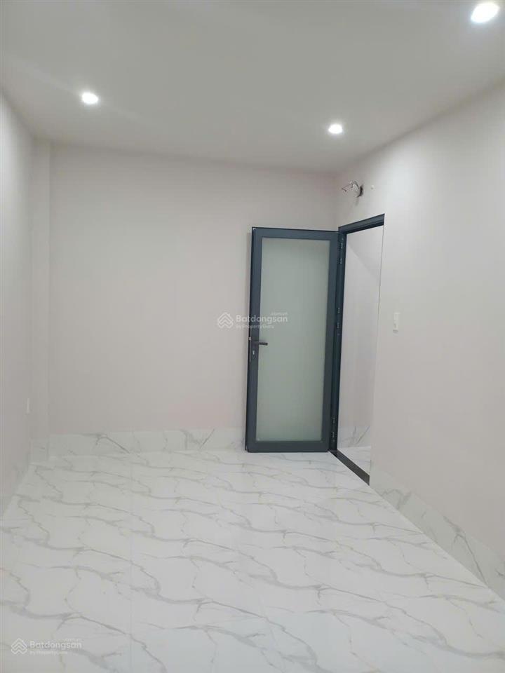 Mua nhà mới 100%  đón tài lộc mới, không phải đau đầu khi giá vật liệu đang tăng cao.