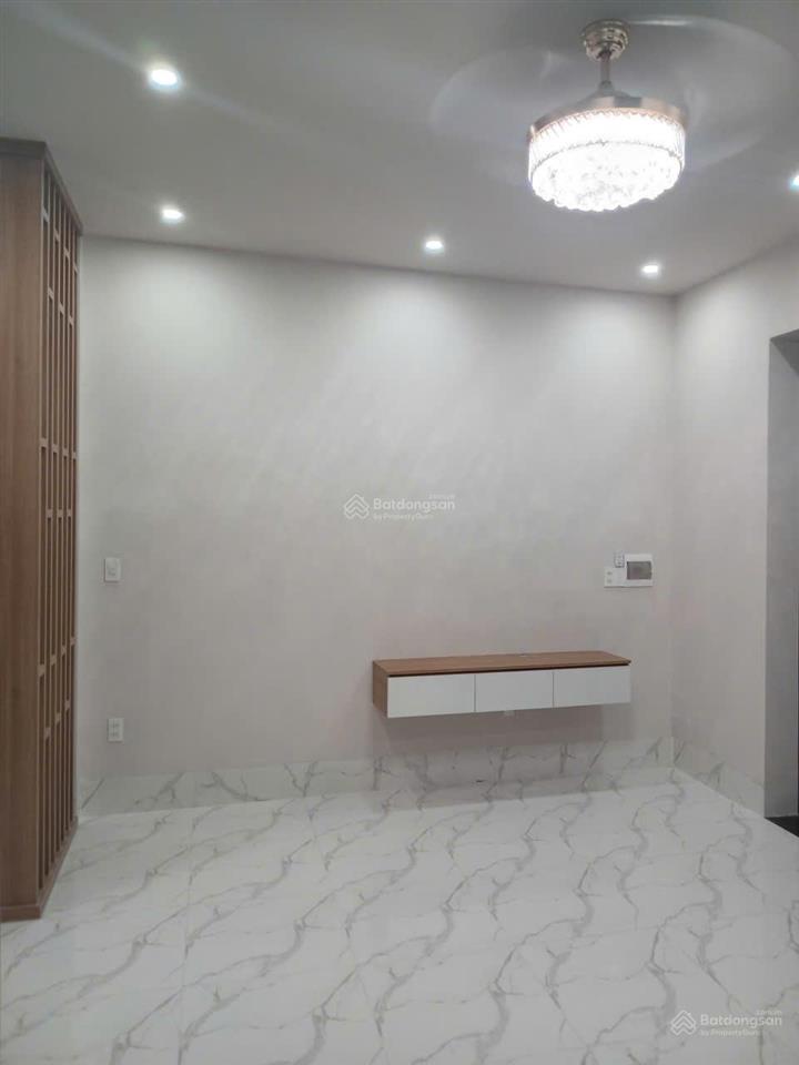 Mua nhà mới 100%  đón tài lộc mới, không phải đau đầu khi giá vật liệu đang tăng cao.