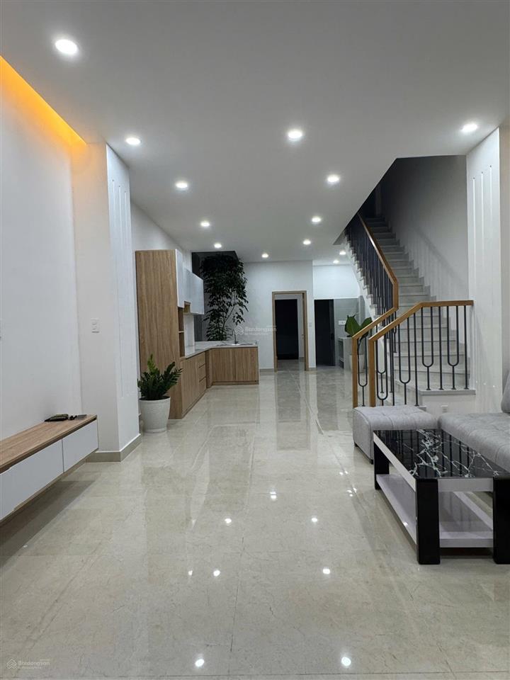 Cần bán nhà riêng tại phường đông hưng thuận