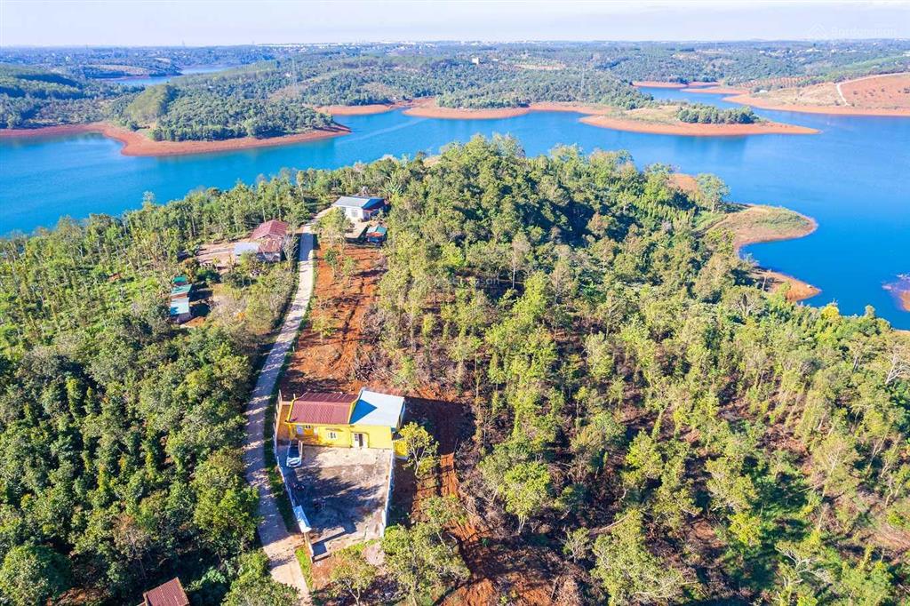Bán đất thổ cư gần hồ 1200m2, thuộc phường nam gia nghĩa, đường ô tô 16 chỗ, cách ubnd 7.5km