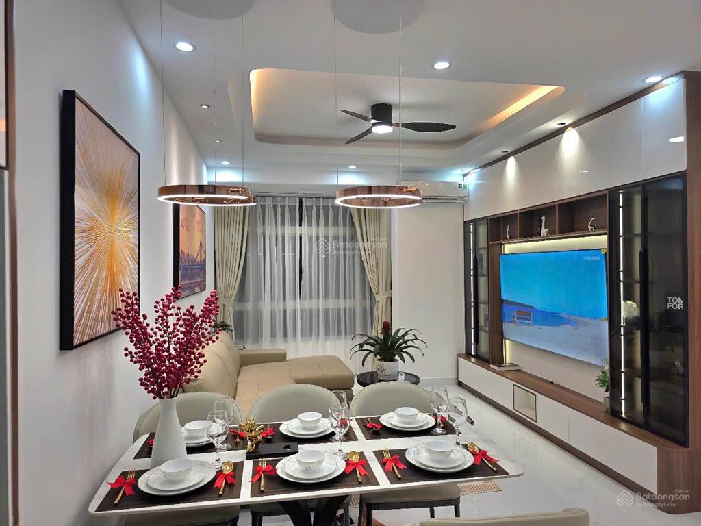 Căn hộ vị trí góc dt 91m2, 3pn 2wc khu sky garden phú mỹ hưng quận 7