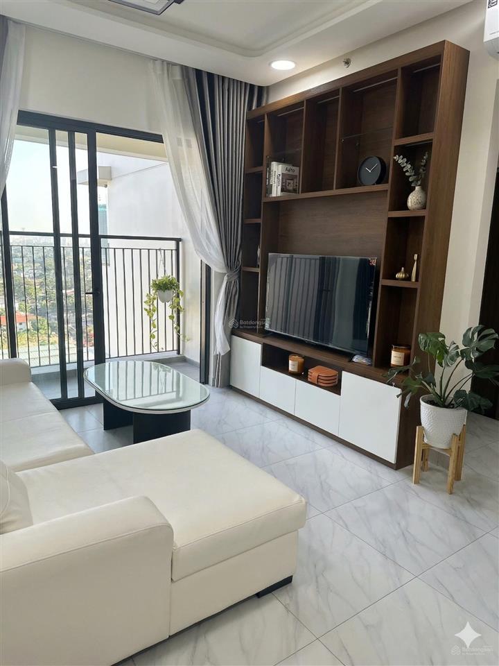 Cần cho thuê căn 2pn  đầy đủ nội thất đẹp.
