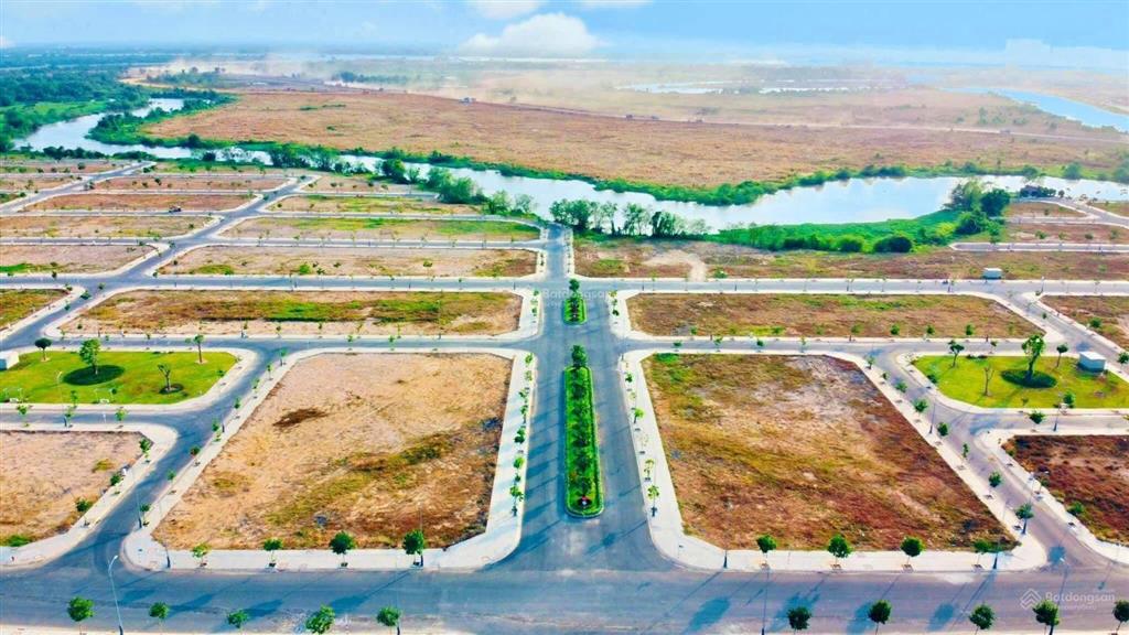 Bán lô 180m² khang thịnh, gần bến du thuyền, giá cạnh tranh, sổ hiện hữu.  0707 520 ***
