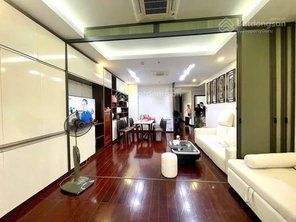 Bán gấp căn hộ 129m2 2pn royal city thanh xuân full đồ sẵn sổ đỏ chỉ 112tr/m2 rẻ nhất toà