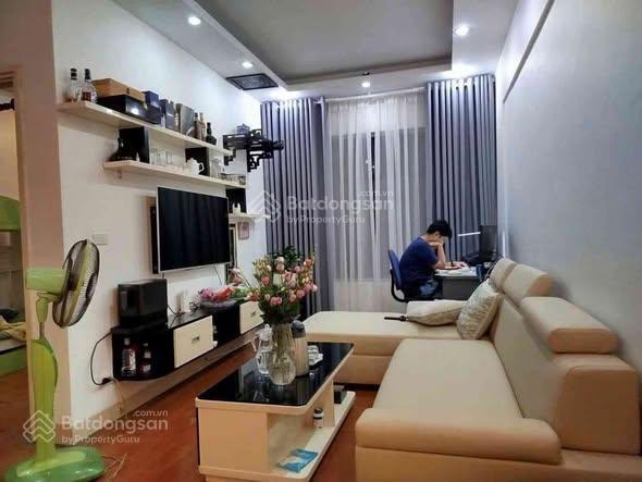 Bán gấp căn 70m2  2pn, chung cư 19t3 kiến hưng, hđ, full đồ, có sổ đỏ, nhỉnh 3 tỷ, rẻ nhất hn