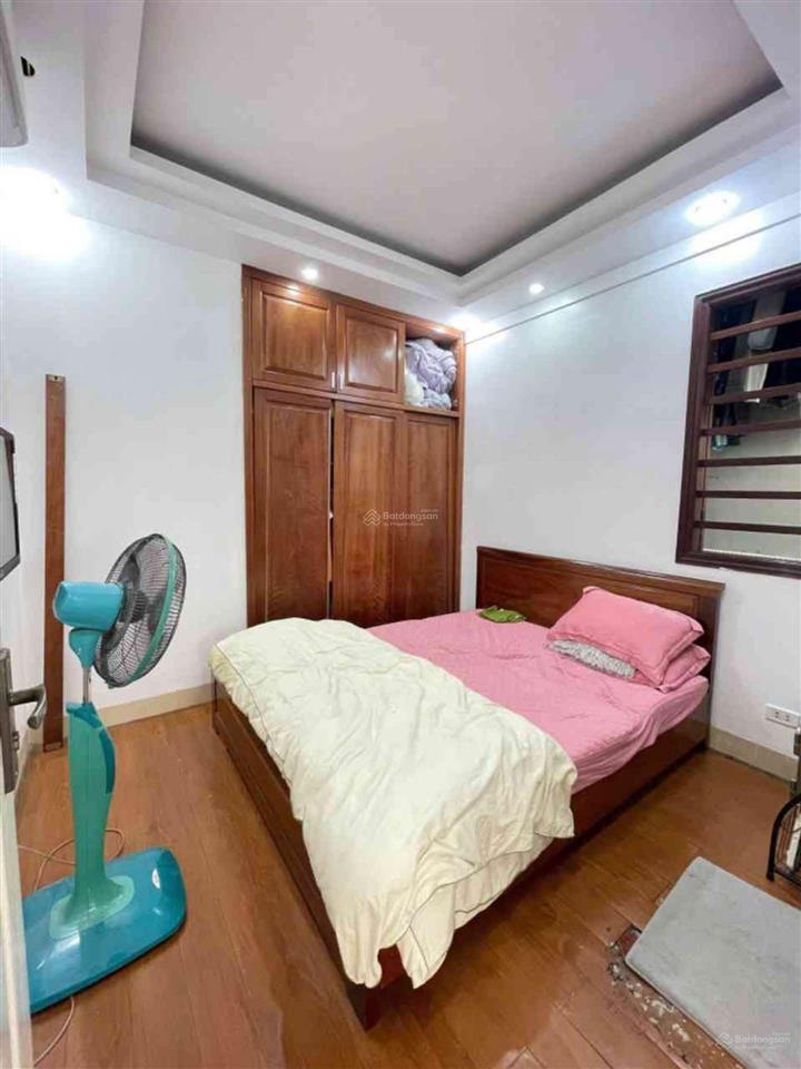 Bán gấp căn 70m2  2pn, chung cư 19t3 kiến hưng, hđ, full đồ, có sổ đỏ, nhỉnh 3 tỷ, rẻ nhất hn