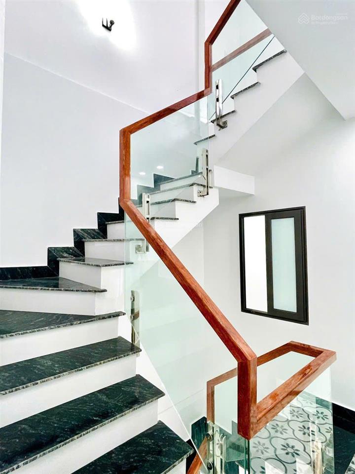Bán nhà xây mới 3 tầng 35m2 ngõ 30 trần nguyên hãn sau bệnh viện tiệp giá 2 tỷ 850 triệu (ctt).