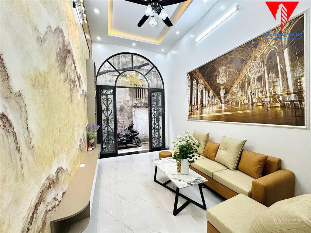 Bán nhà xây mới 3 tầng 35m2 ngõ 30 trần nguyên hãn sau bệnh viện tiệp giá 2 tỷ 850 triệu (ctt).