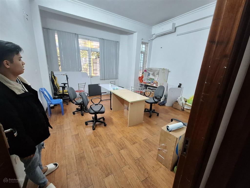 Cho thuê nhà ngõ phố phạm tuấn tài, cầu giấy dt 60m2 x 5t, giá tl
