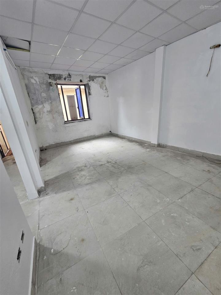 Cho thuê gấp nhà ngô gia tự, long biên, dt 130m2 để ở, làm kho...
