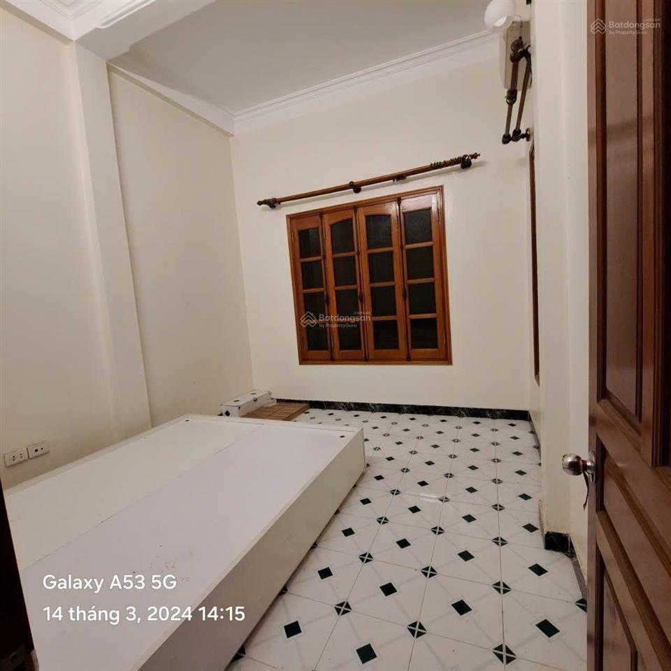 Nhà riêng phố lý thái tổ, hoàn kiếm dt 55m2 x 4t. chỉ cho thuê hộ gia đình