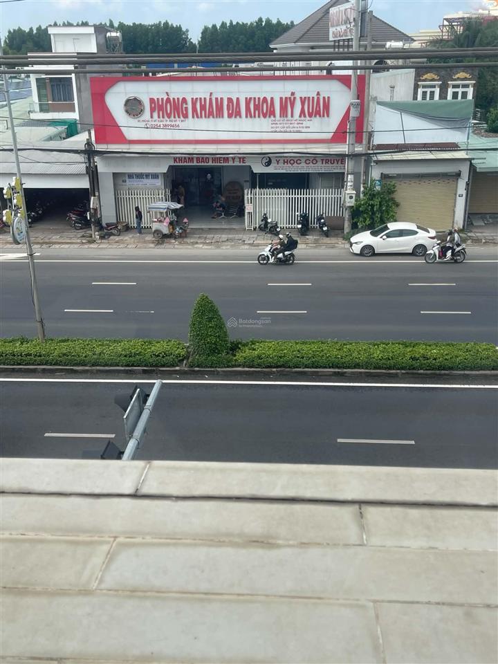 Mặt tiền ql51 ngã 3 mỹ xuân 167m ngang 10m nhà 3 tầng