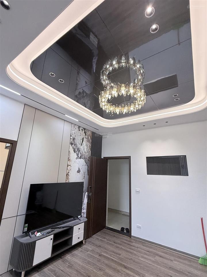Bán gấp chung cư đức giang rẻ 500 triệu