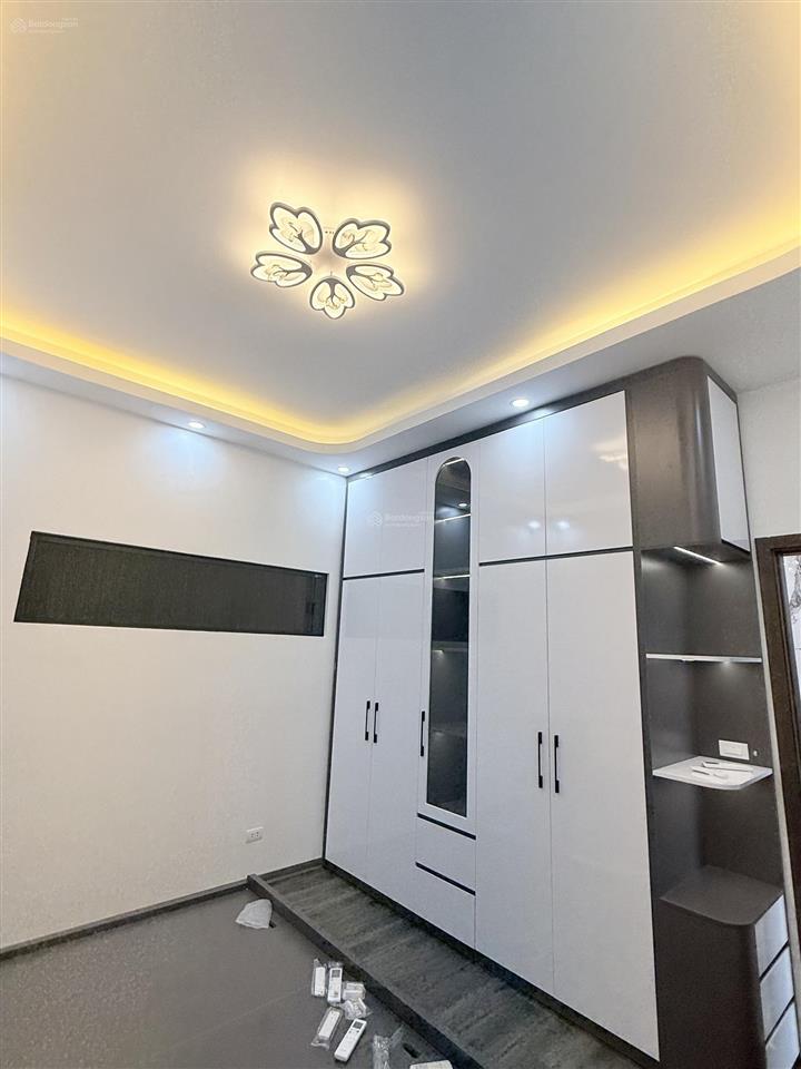 Bán gấp chung cư đức giang rẻ 500 triệu